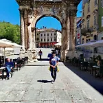 Andreas - Amphitheater With Free Parking- Апартаменты Пула