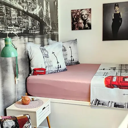 Apartamento Apartment Andreas - 200M From Pula Arena, Free Parking