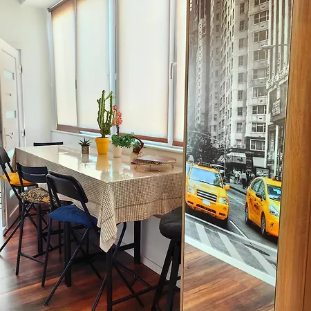 Apartment Andreas - 200M From Pula Arena, Free Parking Pula