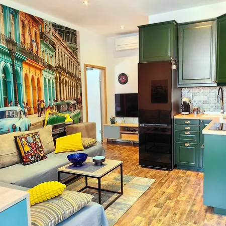 Andreas - 300m From Arena, Free Parking Appartement