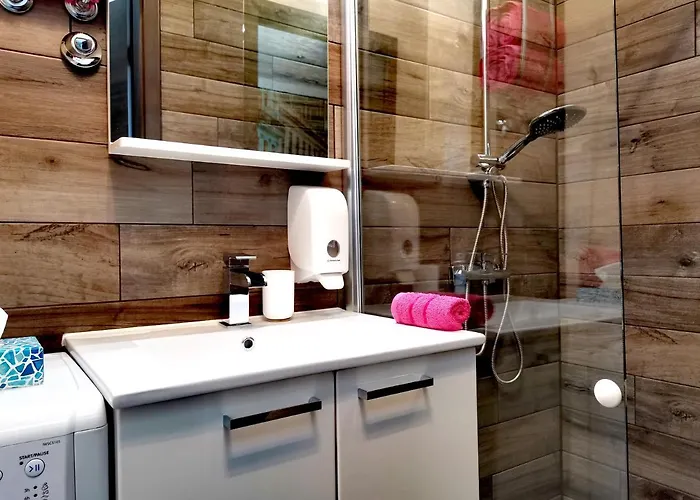 Daire Andreas - Amphitheater With Free Parking-