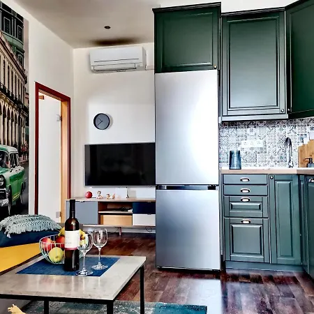 Appartement Andreas - Amphitheater With Free Parking- Pula