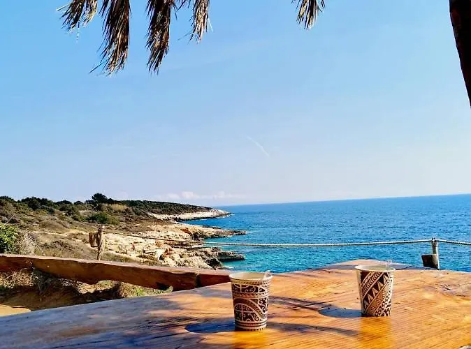 Andreas - Amphitheater With Free Parking- * 풀라